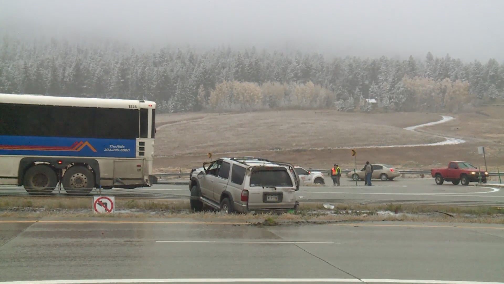 23 vehicles involved in 9 crashes on Highway 285 | 9news.com