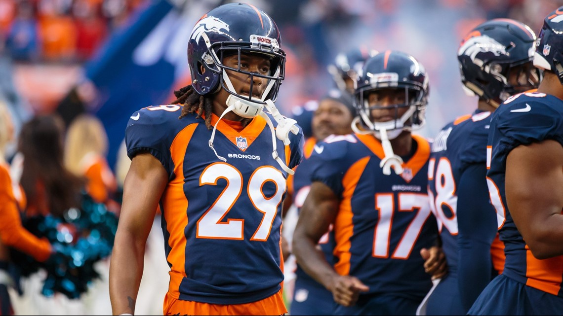 Broncos' offensive overhaul starts with free agent binge on smart