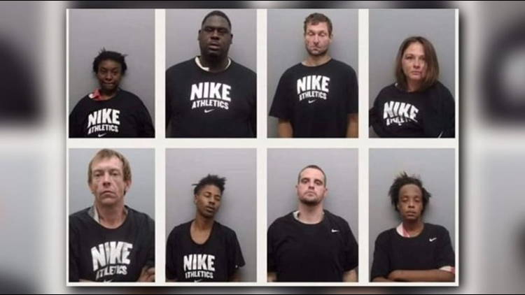 Arkansas sheriff's office put inmates in Nike shirts for mug | 9news.com