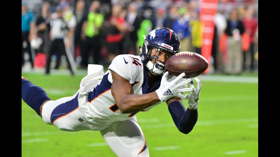 Denver Broncos kick Arizona's behinds, 45-10