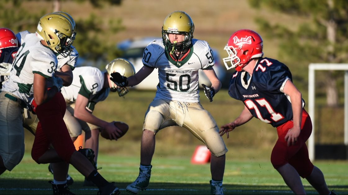 Autistic Athlete Inspires High School Football Team | 9news.com