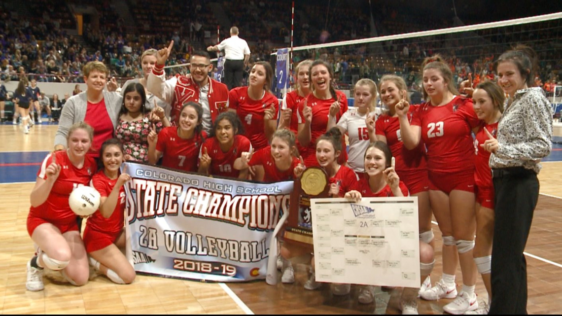 Yuma sweeps 2A volleyball state championship