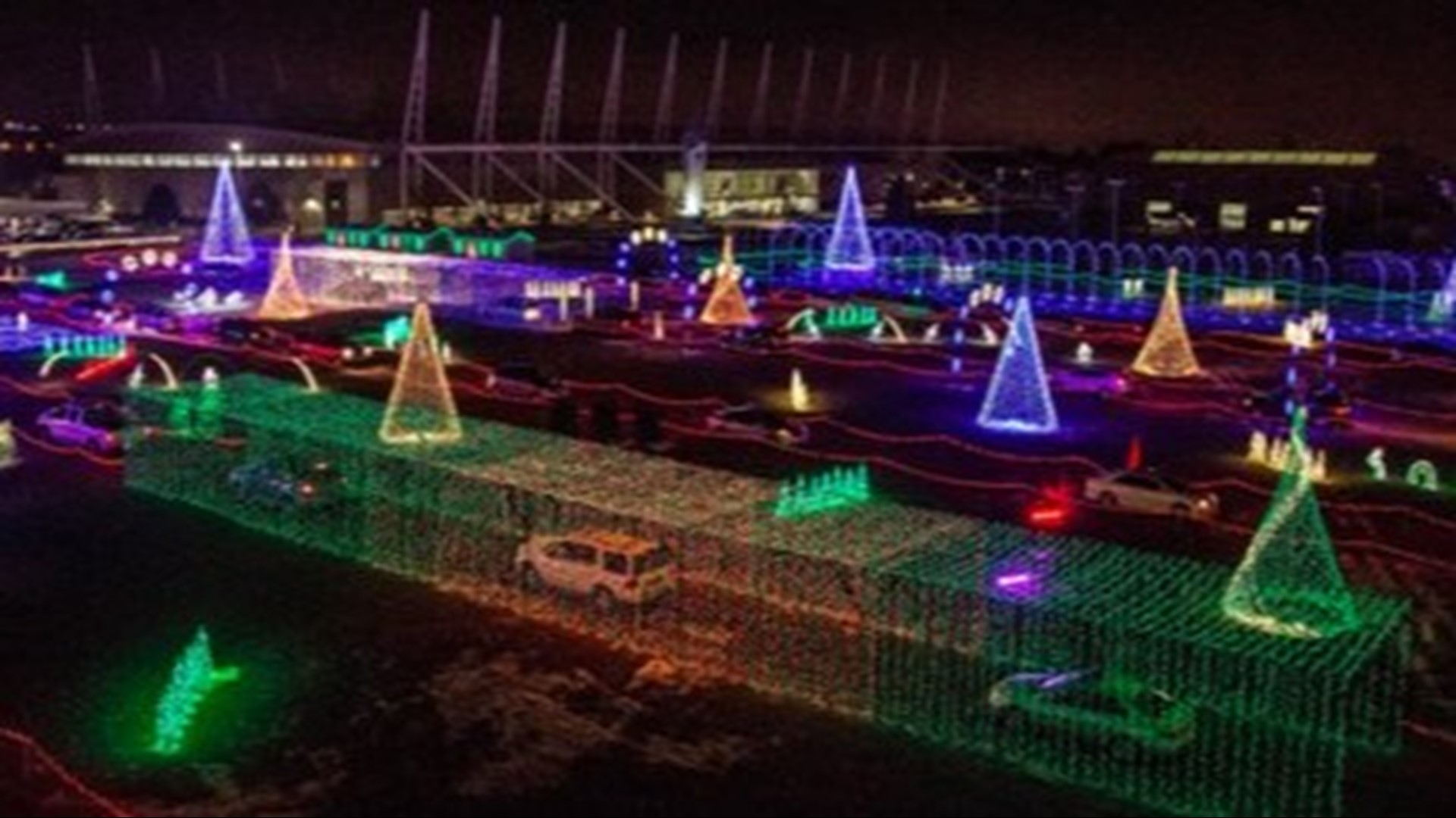 Drivethrough Christmas display opening Friday at Water World