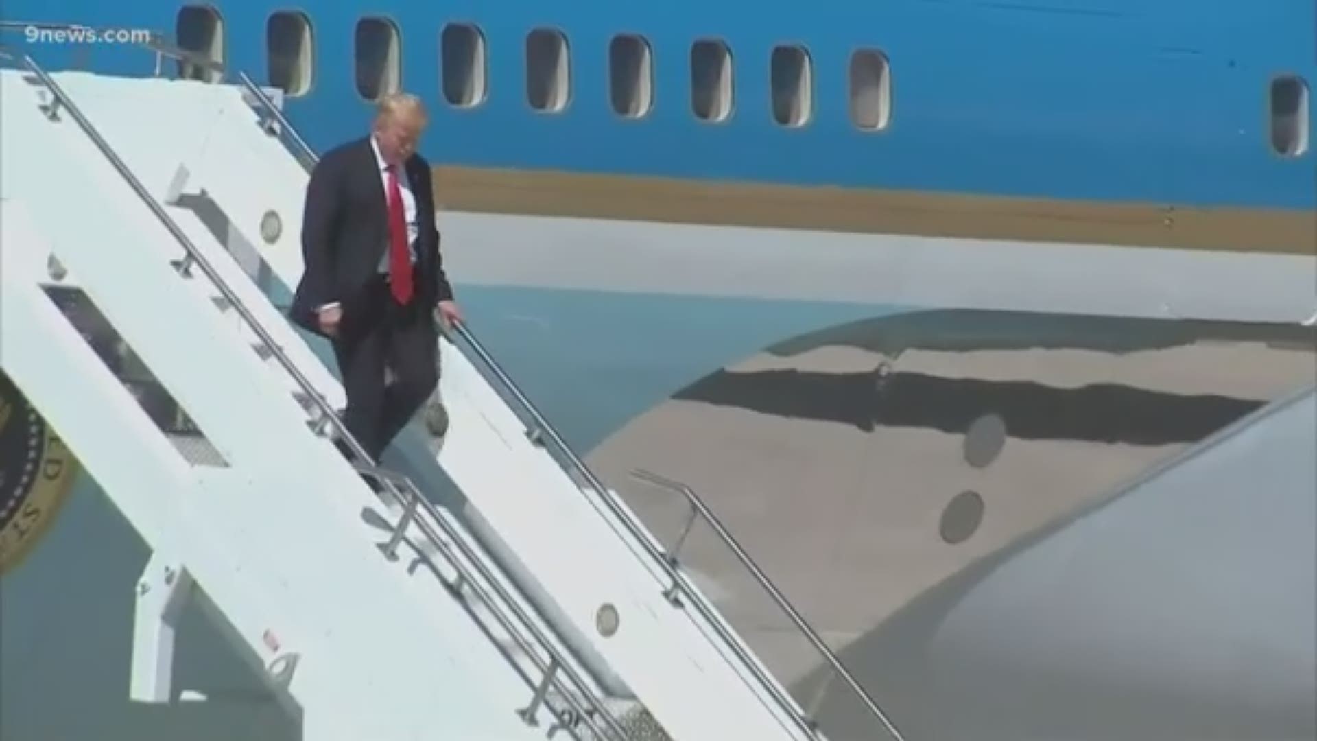 Raw video of President Trump arriving at Peterson Air Force base in Colorado Springs ahead of the AFA graduation ceremony