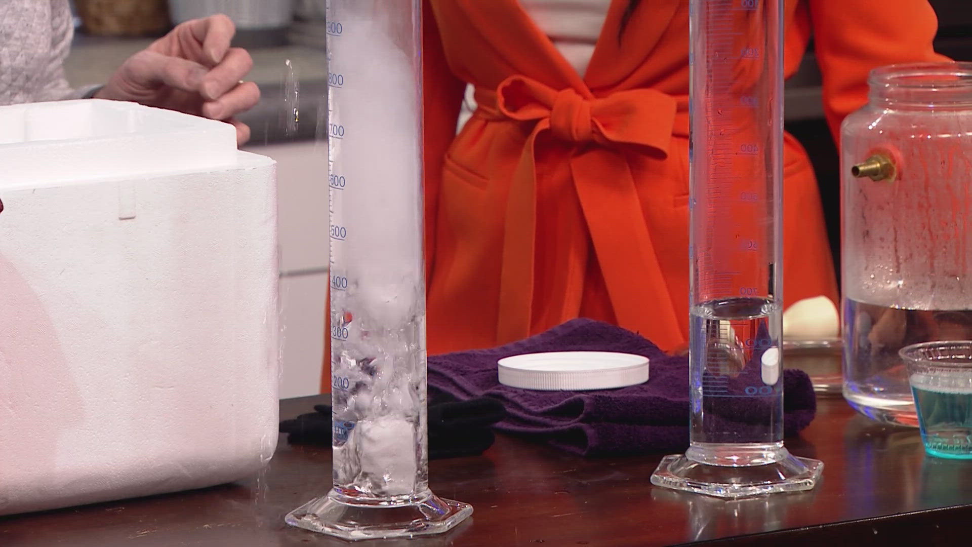 Steve Spangler, 9NEWS' science guy, shares a little Halloween science.