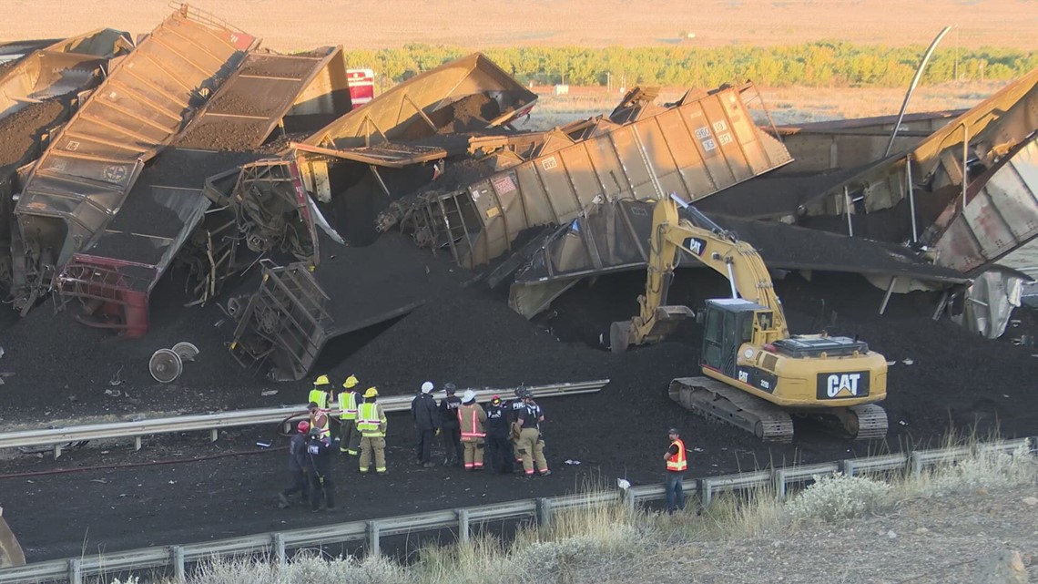 Broken Rail Likely Cause Of Deadly Train Derailment, NTSB Says | 9news.com