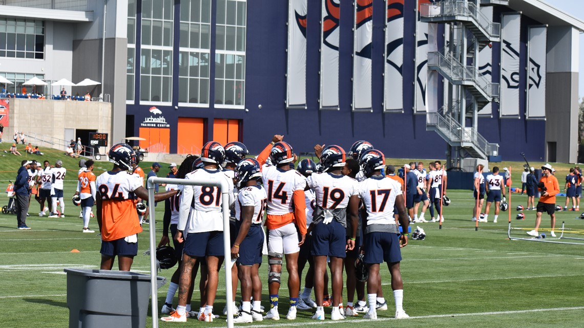 TE Noah Fant Carves Himself out a Slice of Denver Broncos History in Week 9  Performance - Sports Illustrated Mile High Huddle: Denver Broncos News,  Analysis and More