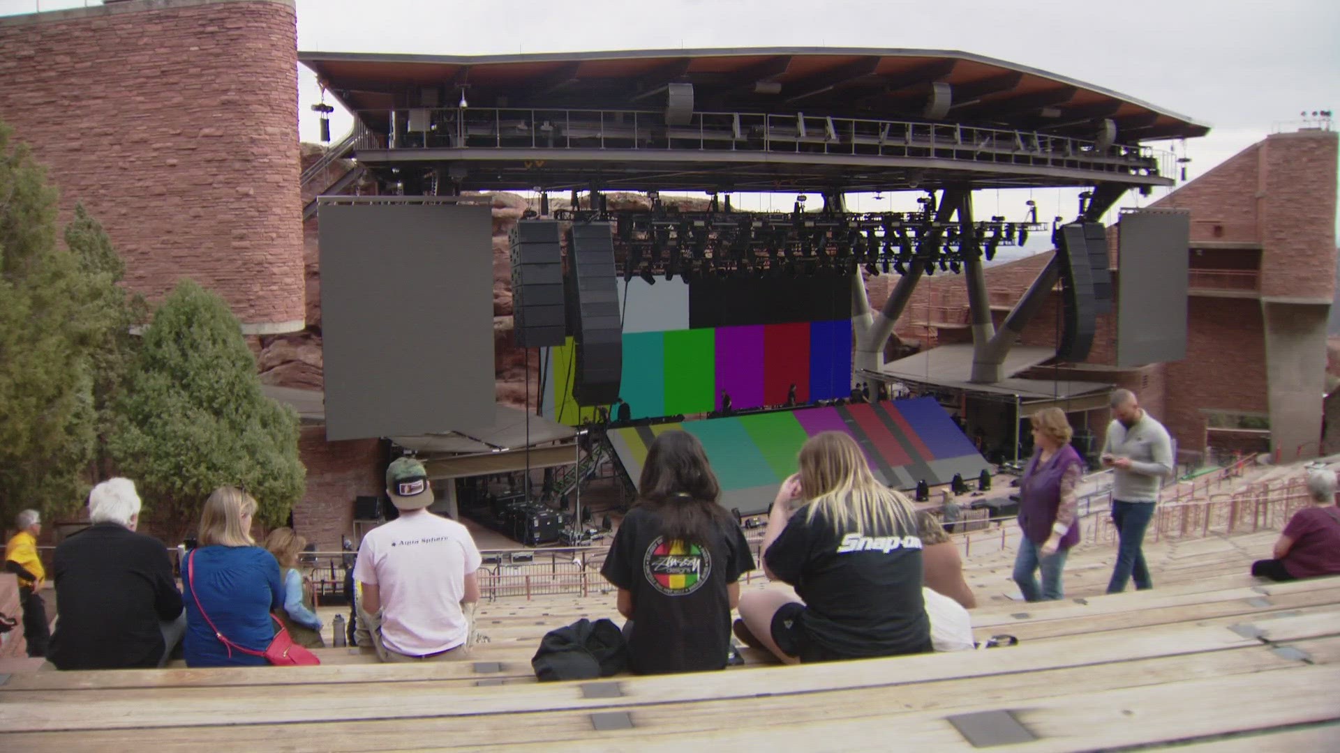 9NEWS reporter Jaleesa Irizarry explains this issue is not exclusive to Red Rocks or just one ticket company.