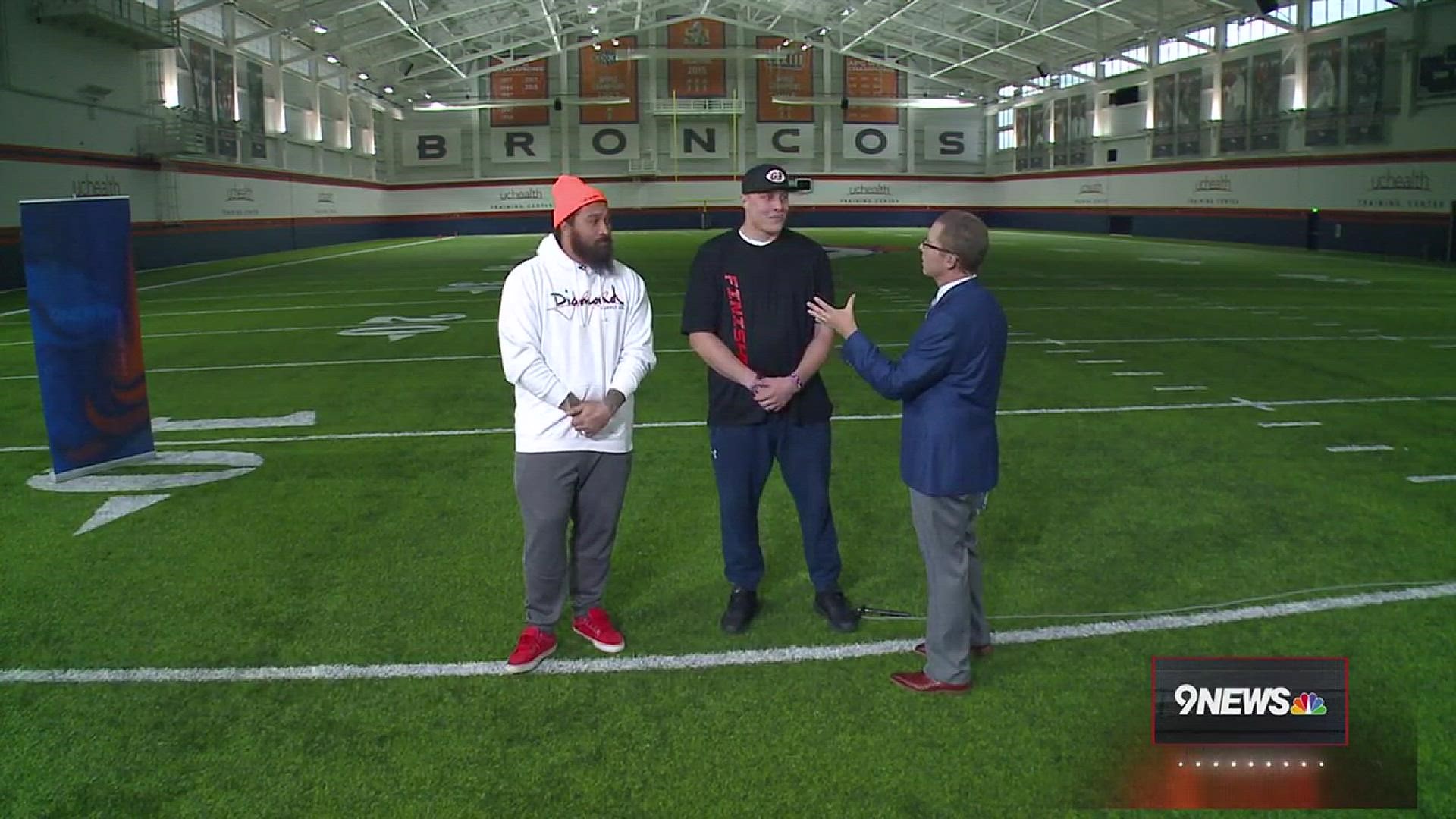 Domata Peko and Garett Bolles stopped by this week's Broncos Huddle with Rod Mackey on December 5, 2018.