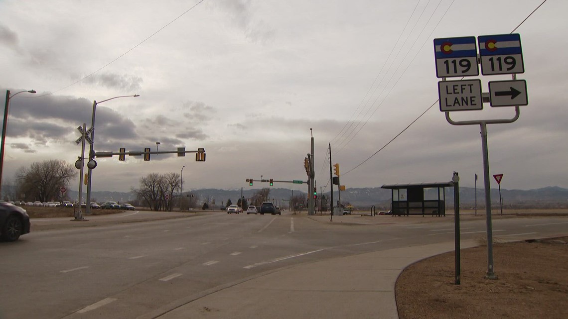 Boulder County deputy pleads guilty in crash that hurt 2 people - Vimarsana News