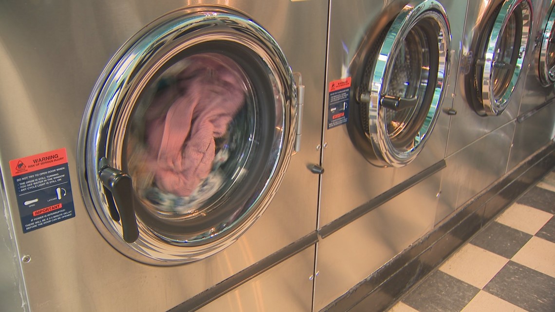 Colorado laundromat is helping those in need