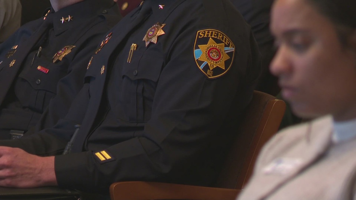 Despite police pushback, bill requiring warrant to search license plate tracking database advances