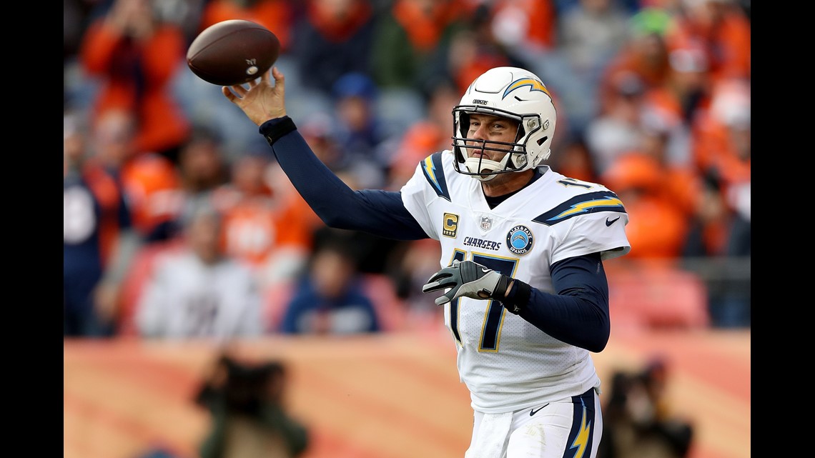 Chargers heading to playoffs for 1st time in 5 years after 23-9 win over  Broncos - ABC7 Los Angeles