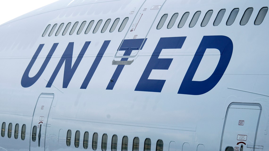 United, Delta membatalkan lebih dari 200 penerbangan Malam Natal