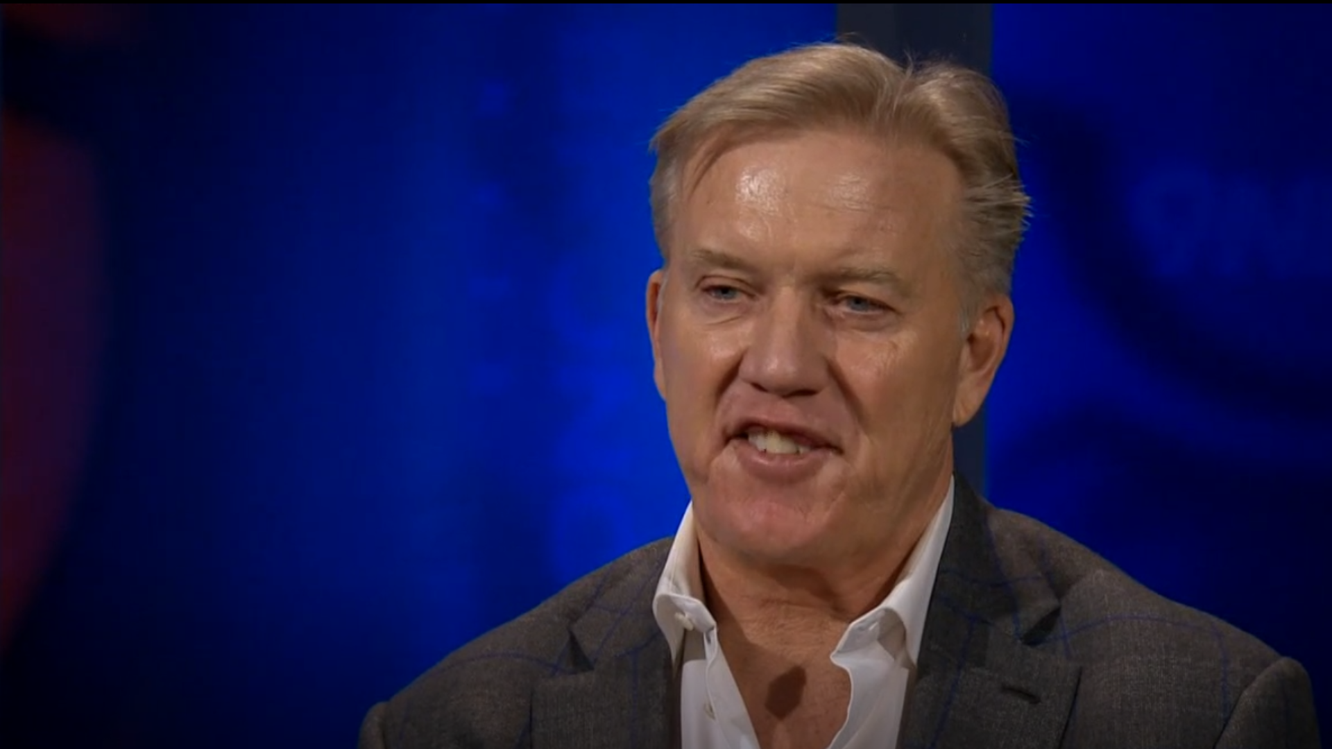 9NEWS Broncos insider Mike Klis asks Broncos GM John Elway what he thinks owner Pat Bowlen would think of the current Broncos climate.