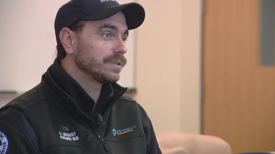 After NFL player's collapse, paramedics stress importance of CPR