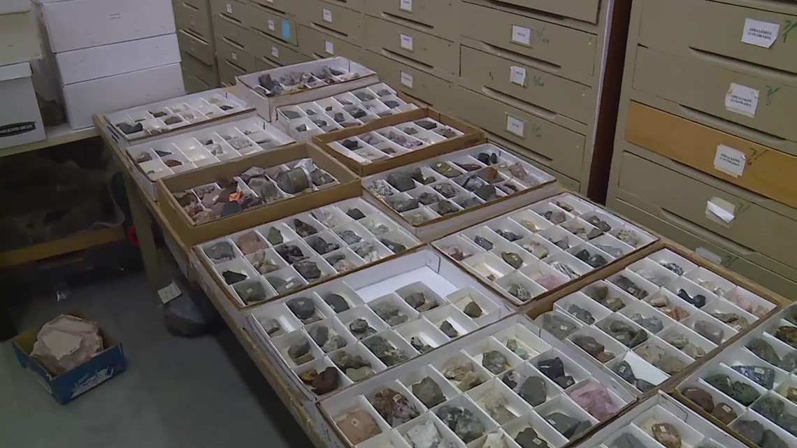 Rocks and mineral collections discovered at mines