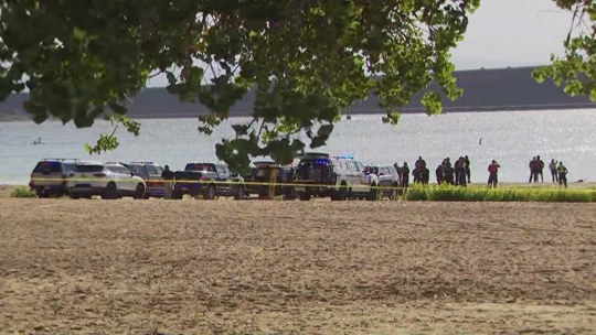 Life Raft Insp Man dies after raft overturns at Cherry Creek Reservoir | 9news.com