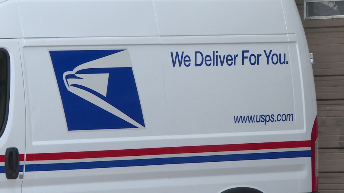 Trump Drafts Postal Inspectors For Immigration Enforcement Trump Drafts Postal Inspectors For Immigration Enforcement