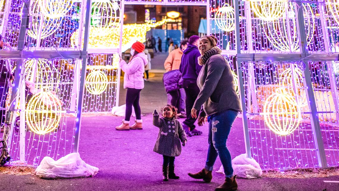3 million holiday lights coming to Elitch Gardens this Christmas ...