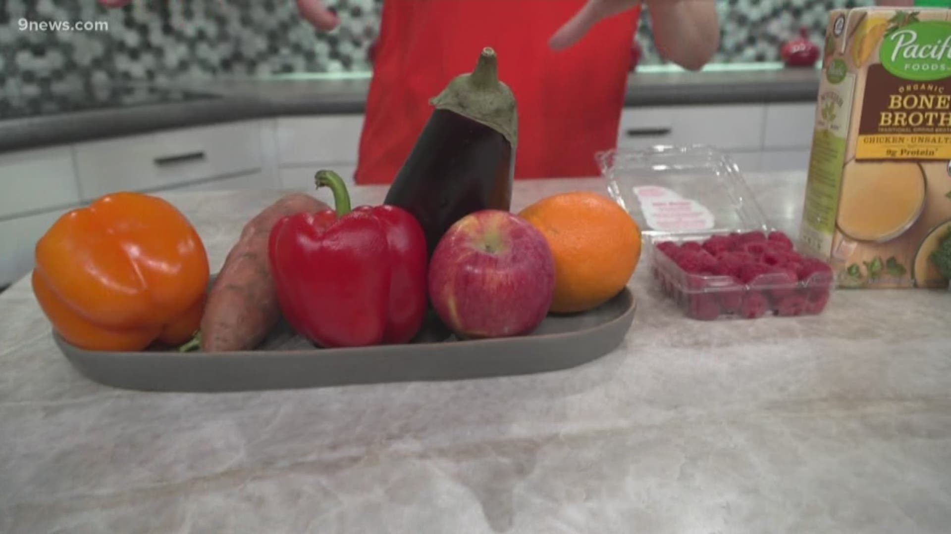 A flat stomach isn't genetic! Everyone can have one with the right food in the fridge. Nutritionist Kristin Kirkpatrick is here to show us what those foods are.