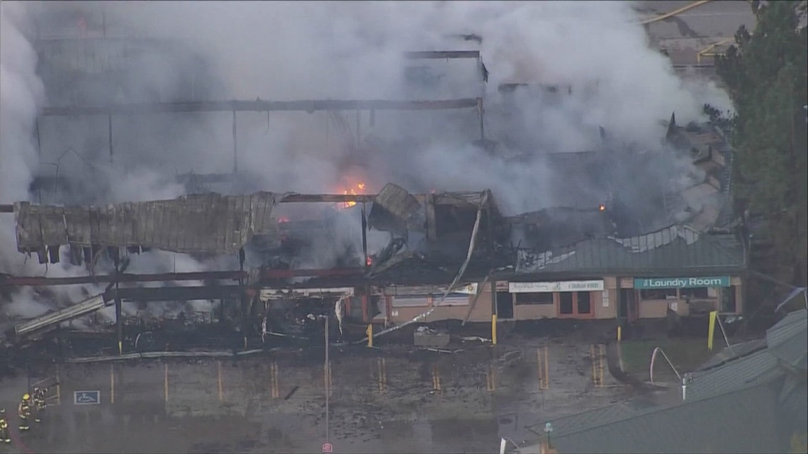 18 businesses destroyed at Caribou Village Shopping Center in Nederland