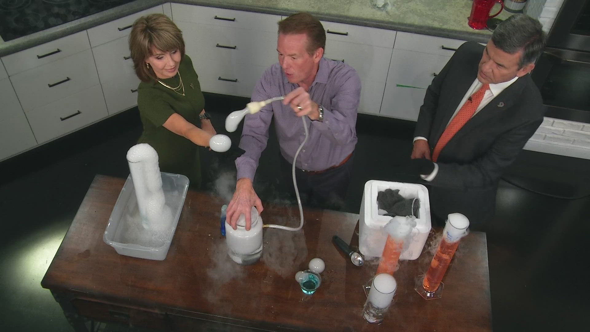 It's time for some spooky fun. Steve Spangler is getting us ready for Halloween with dry ice activities.