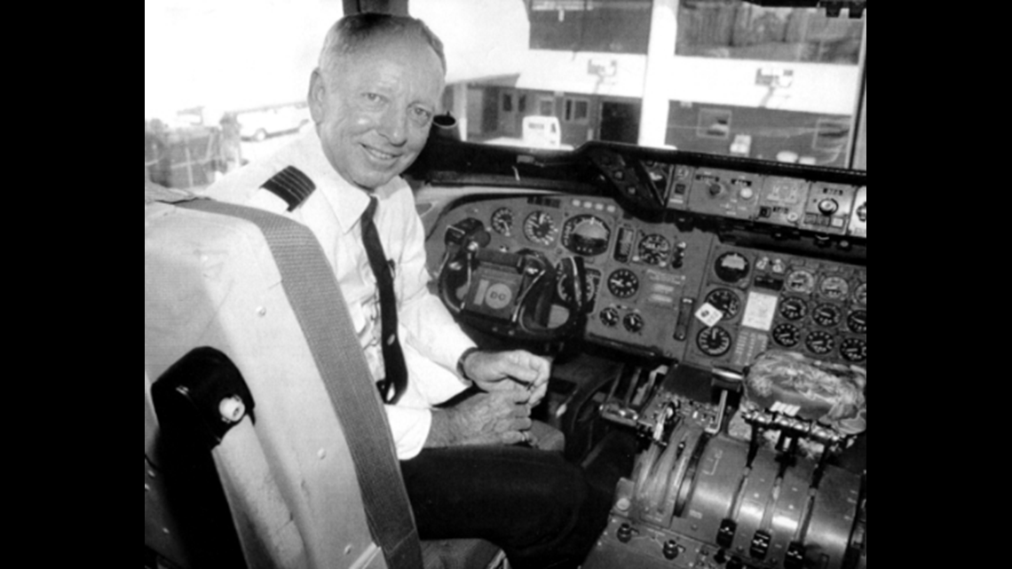 united airlines flight 232 cockpit