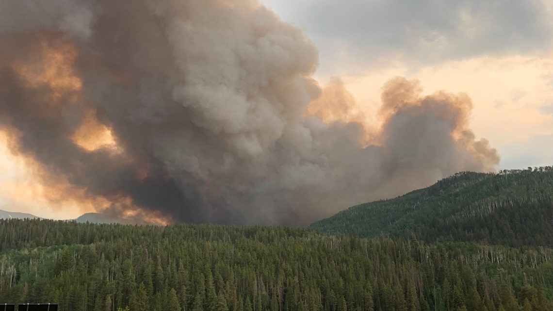 Current Colorado wildfires burning