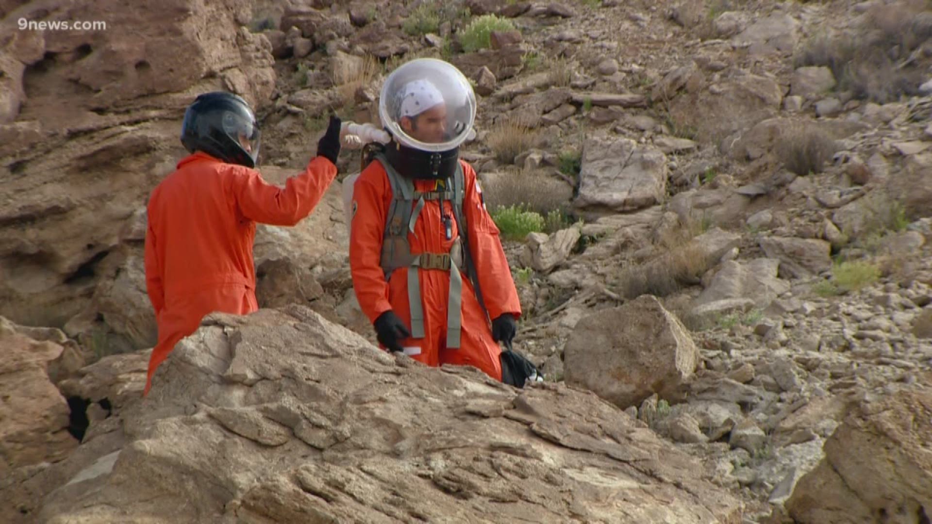 Students from CU-Boulder are learning to deal with medical emergencies at the Mars Desert Research Station in Hanksville, Utah. The program is meant to improve the care of people in space.