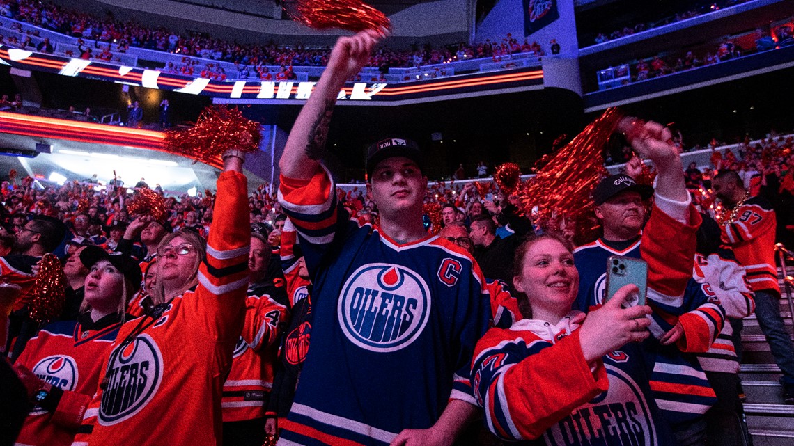 I'm just in awe': Edmonton area man gets shoutout during Stanley Cup  celebration