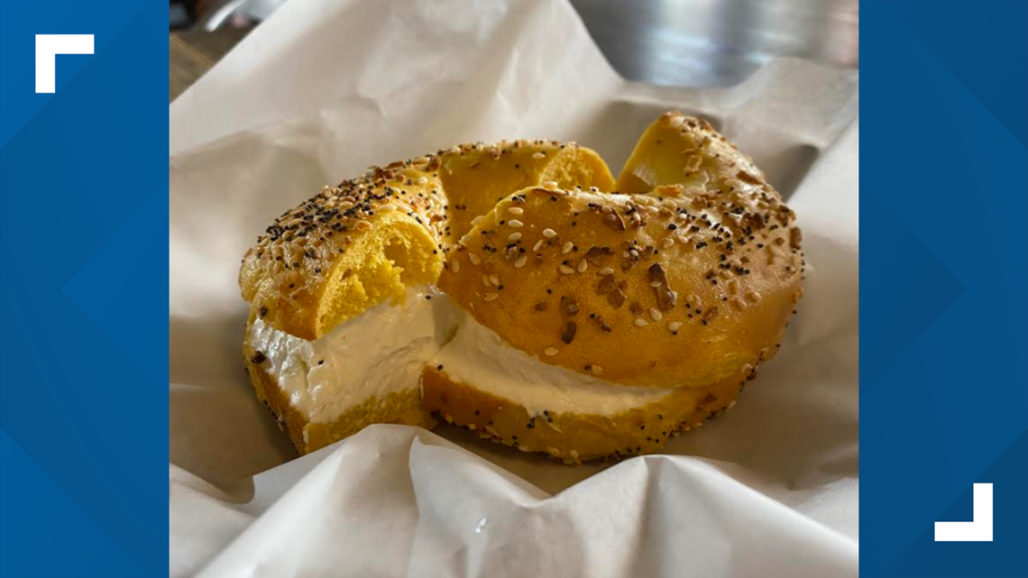 Rosenberg S Uses Water Chemistry To Make The Perfect Nyc Bagel In Denver 9news Com