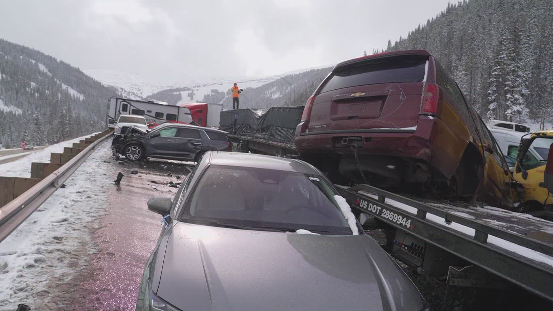 I-70 closed at Eisenhower Tunnel due to large crash involving 75 ...