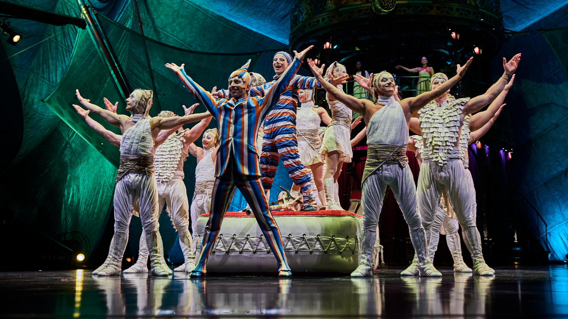 Cirque du Soleil raises its Big Top tent in Denver for 'Kooza' | 9news.com