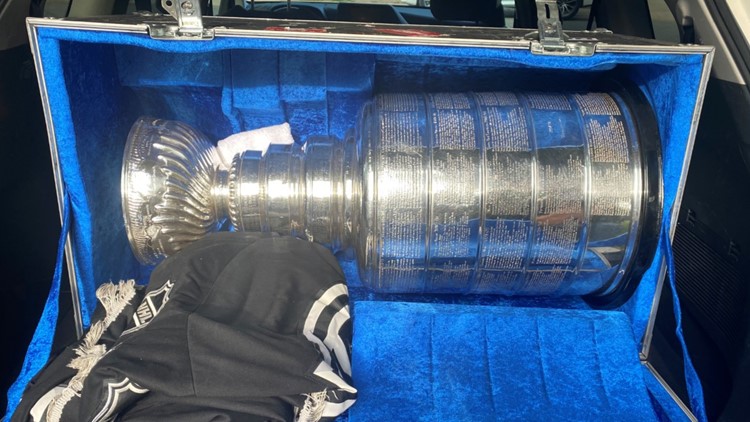 Stanley Cup delivered to wrong address on way to Landeskog's house