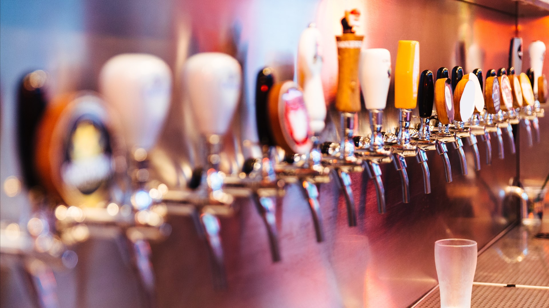 Colorado breweries win big with 23 medals at World Beer Cup | 9news.com