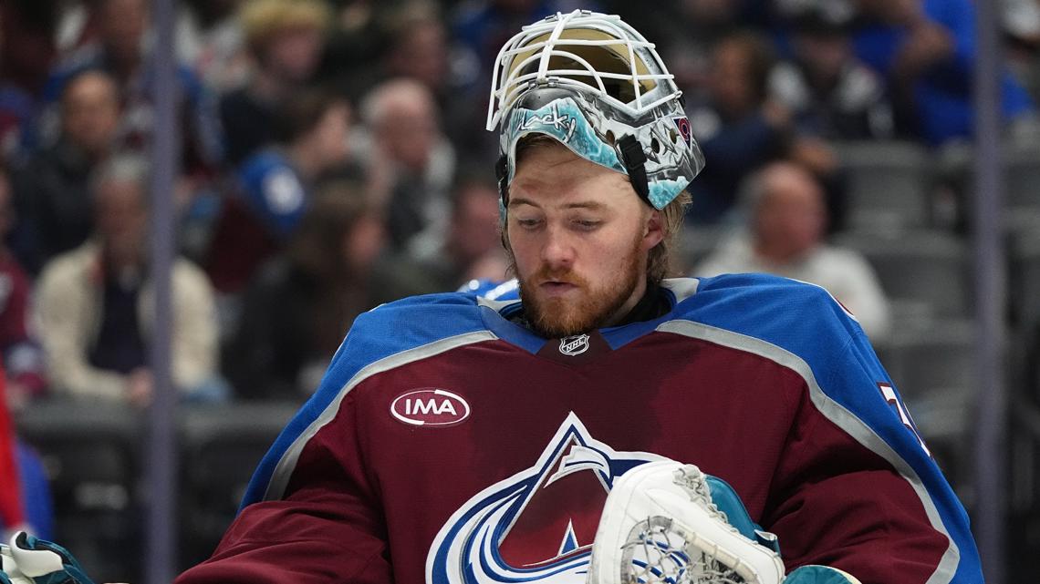 Colorado Avalanche reward new goalie with 5-year, $26 million contract  extension | 9news.com