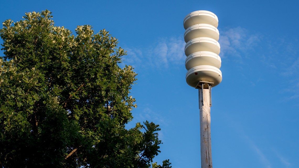 Denver, DIA to test 86 outdoor warning sirens May 8 | 9news.com