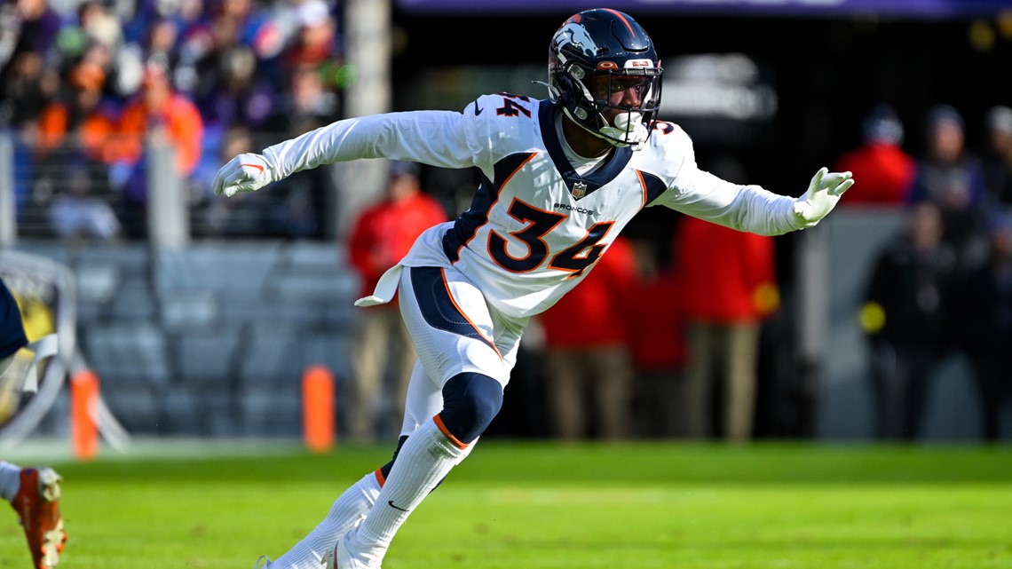 Denver, USA. October 23, 2022: Denver Broncos cornerback Pat Surtain II (2)  drops back in coverage during the second half of the football game between  the Denver Broncos and New York Jets.