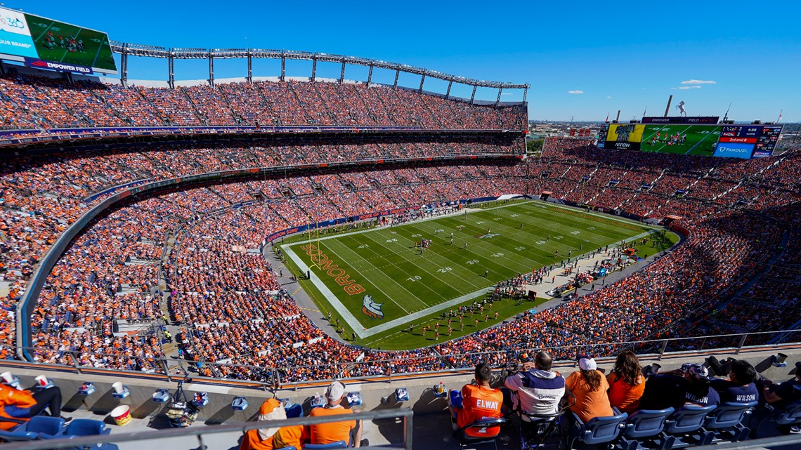 denver broncos football stadium