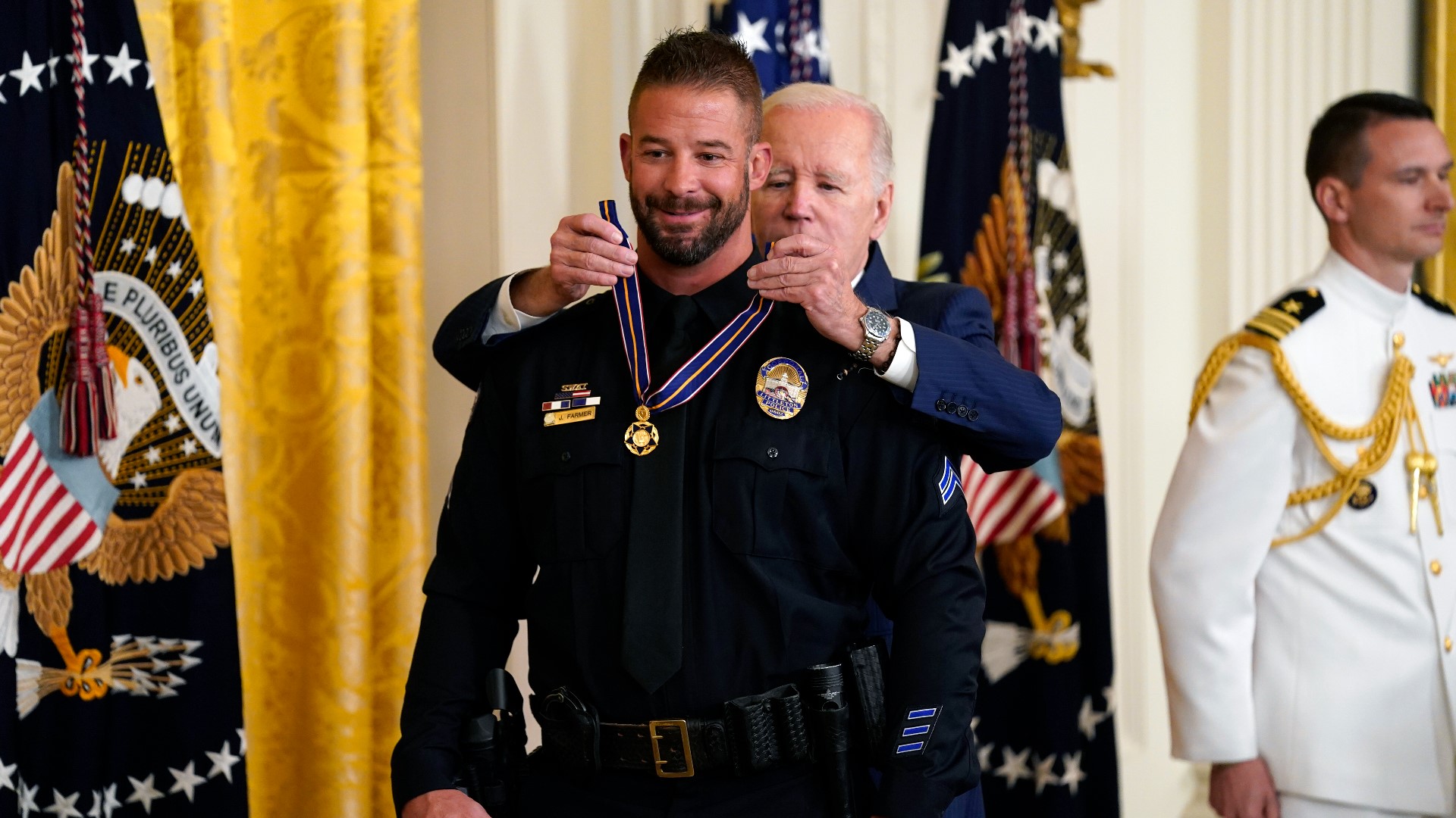 Biden honors 9 with Medal of Valor including Colorado officer | 9news.com