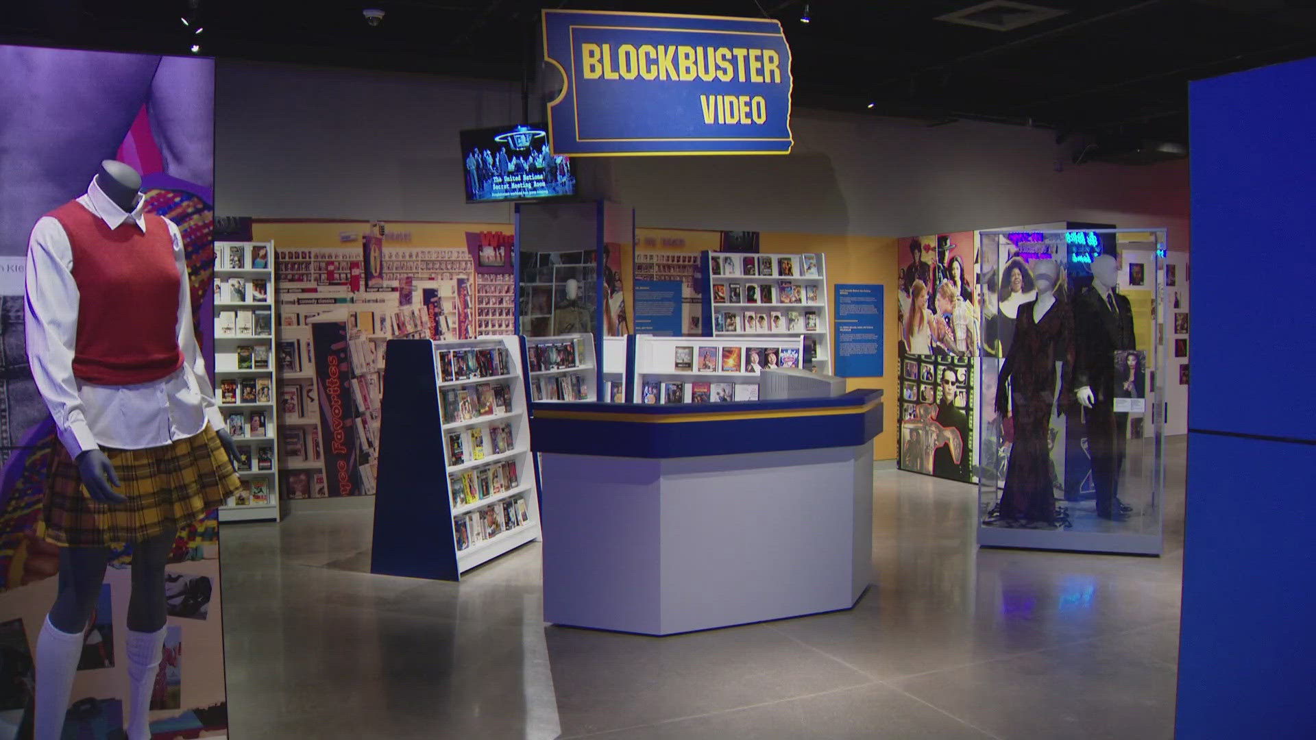 There are "Dream Team" pictures, big calculators and even a glass case that showcases the history of the cell phone in the exhibition dedicated to '90s nostalgia.