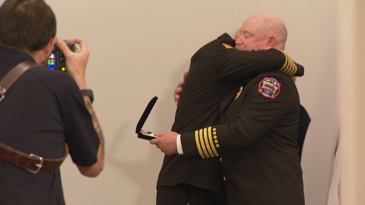 Deputy chief receives Mountain View Fire Rescue's first medal of valor for actions during Marshall Fire