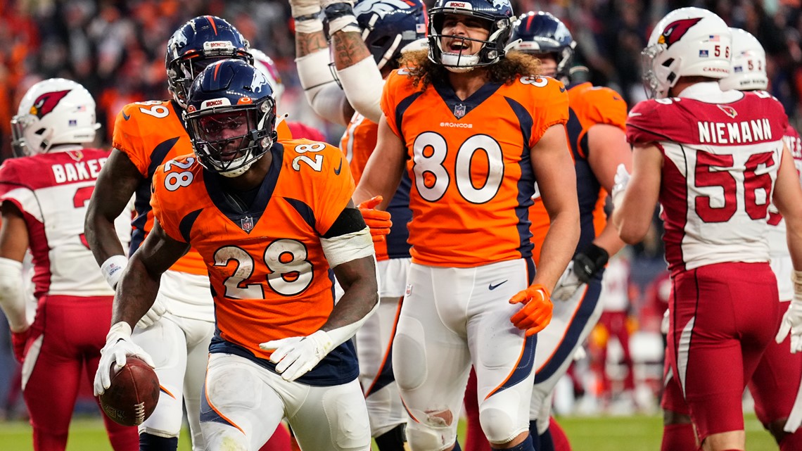 Denver Broncos rally in second half for 24-15 win vs. Arizona