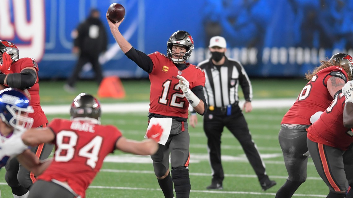 Tom Brady avoids postgame handshake with Jared Goff after Buccaneers loss