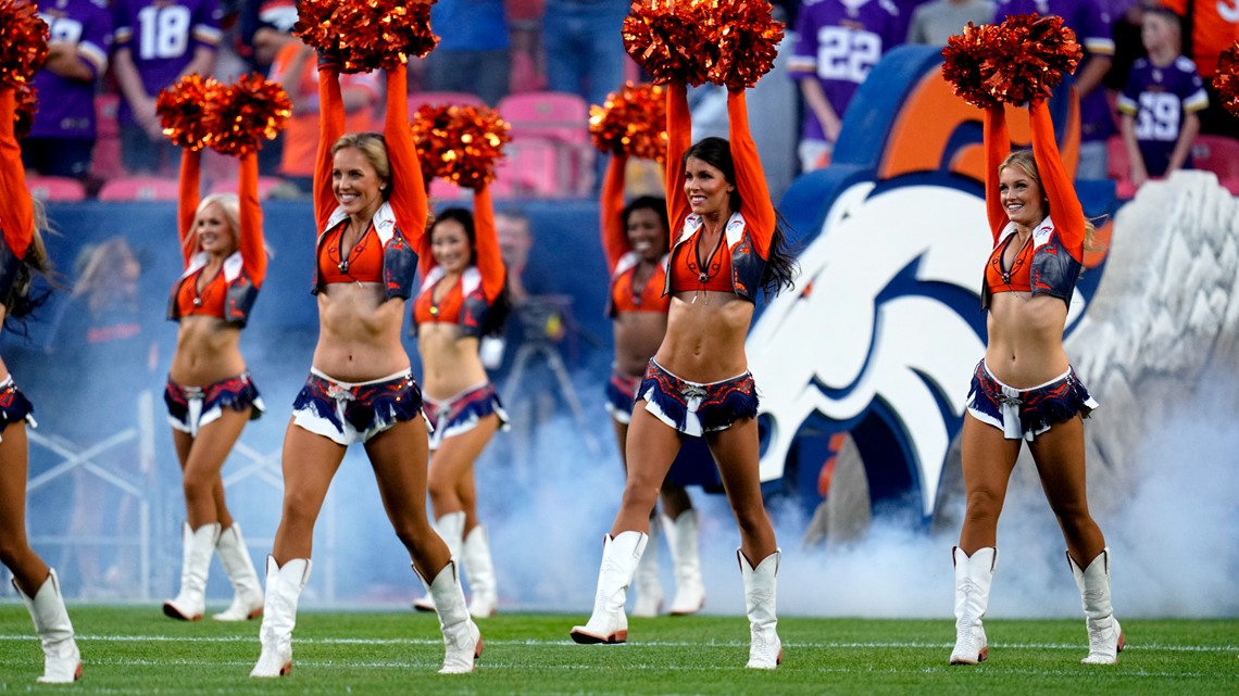 Minnesota Vikings linebacker William Kwenkeu (47) plays against the Denver  Broncos during an NFL preseason football game, Saturday, Aug. 27, 2022, in  Denver. (AP Photo/Jack Dempsey Stock Photo - Alamy