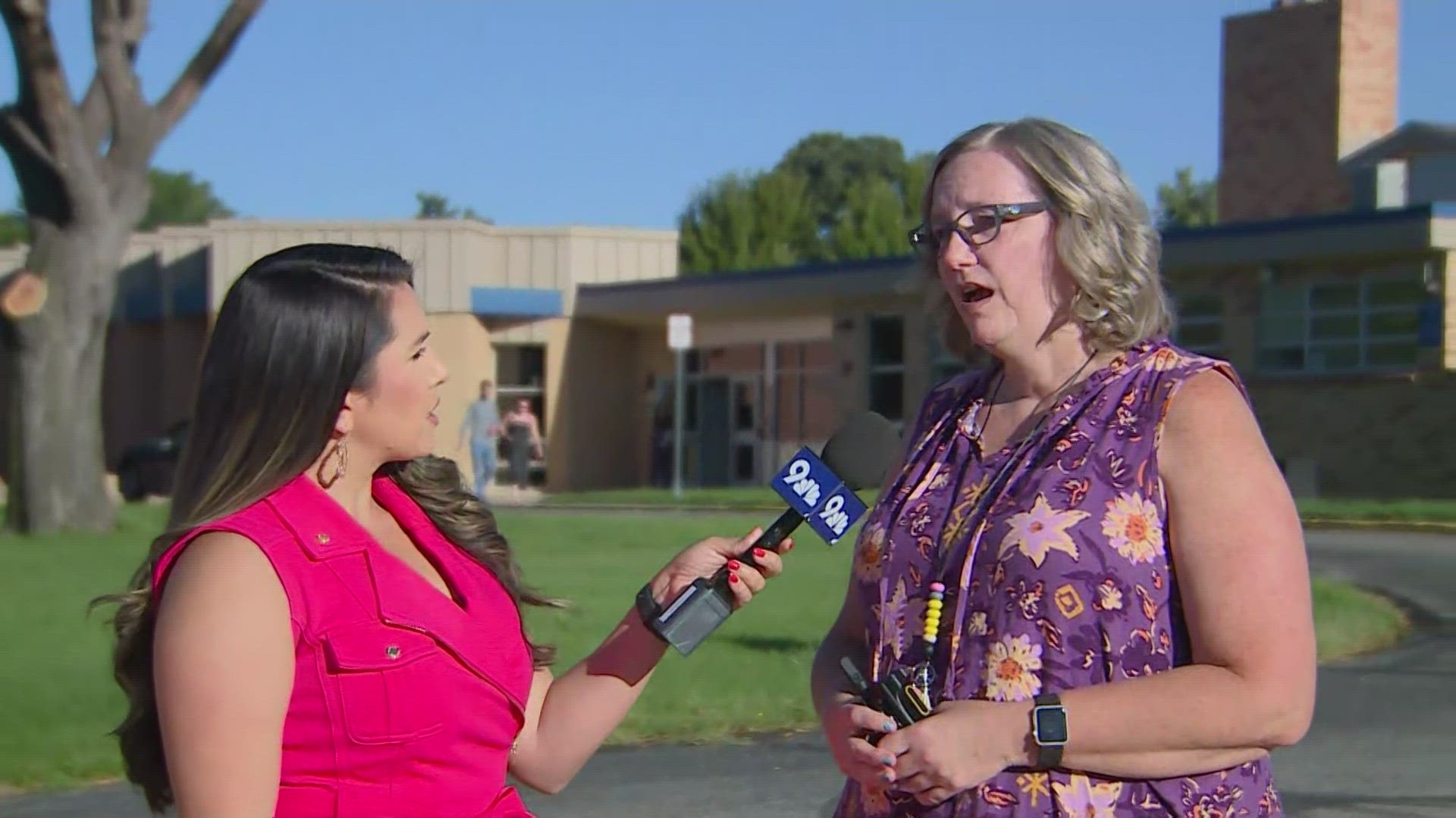 Reporter Briana Fernandez catches up with the principal of Secrest Elementary School in Arvada as kids returned to classrooms on Tuesday morning.