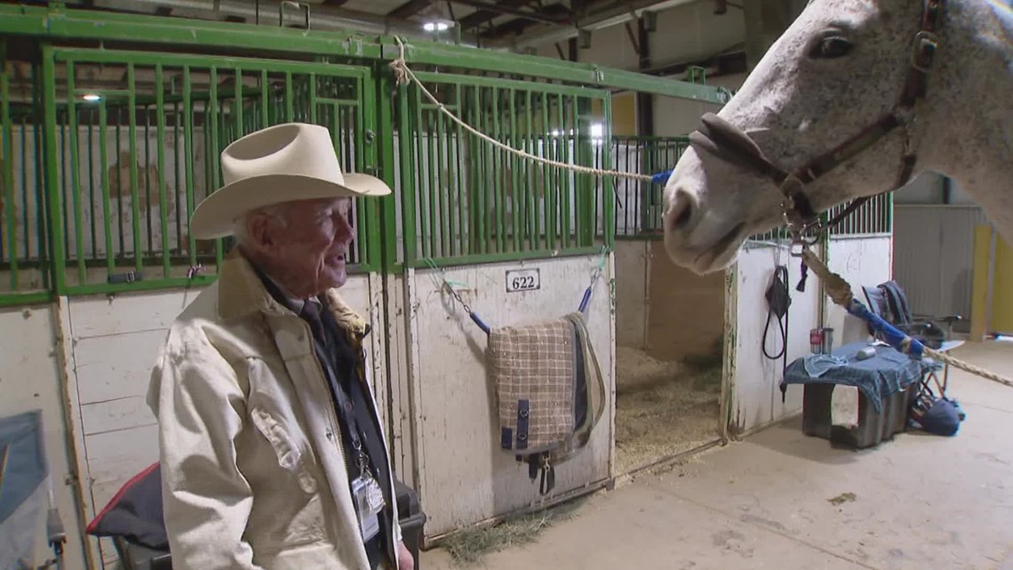Meet the veterinarian who's been working at the Stock Show for 6 decades