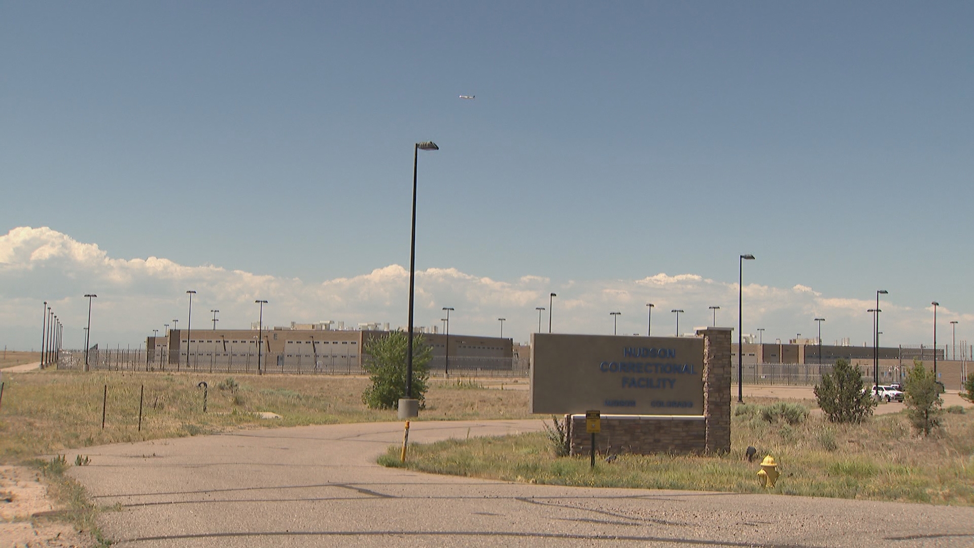 Colorado sues to halt planned ICE detention facility in Hudson