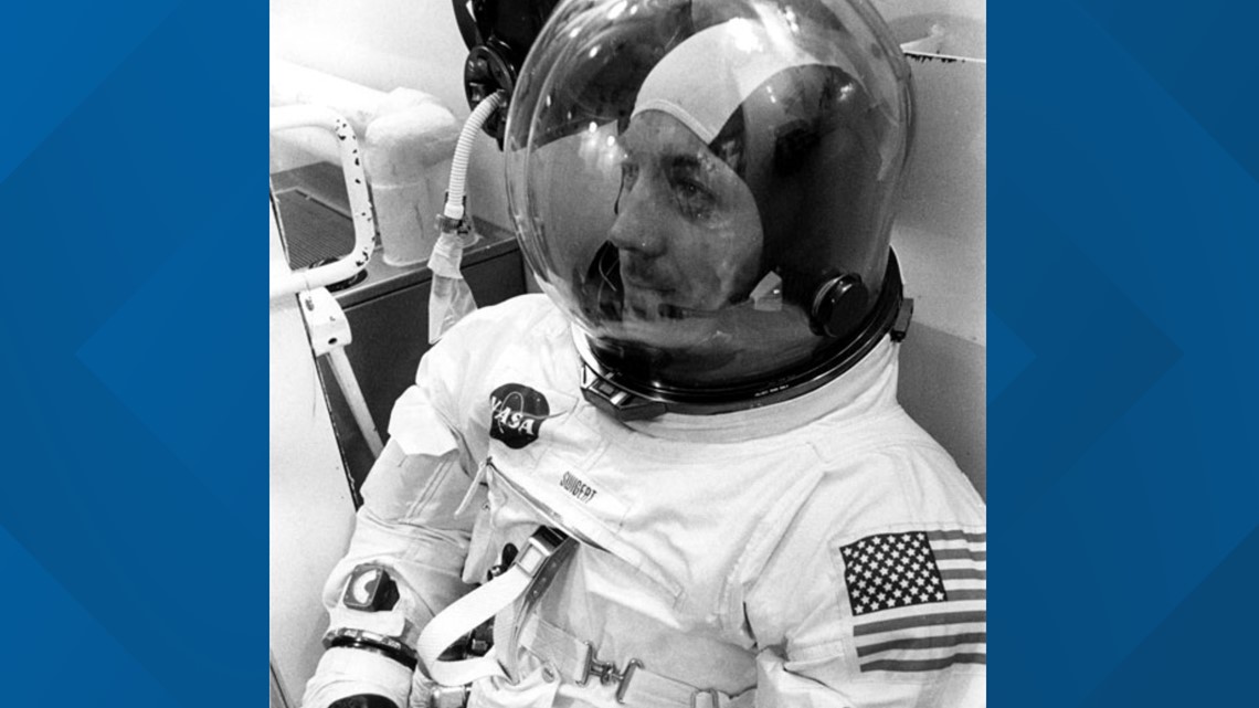 Astronot Denver mengatakan kalimat asli ‘Houston, kami punya masalah’